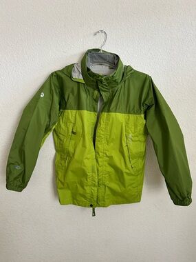Marmot Two-Tone Green Rain Jacket - Lightweight Waterproof (Kids XL)